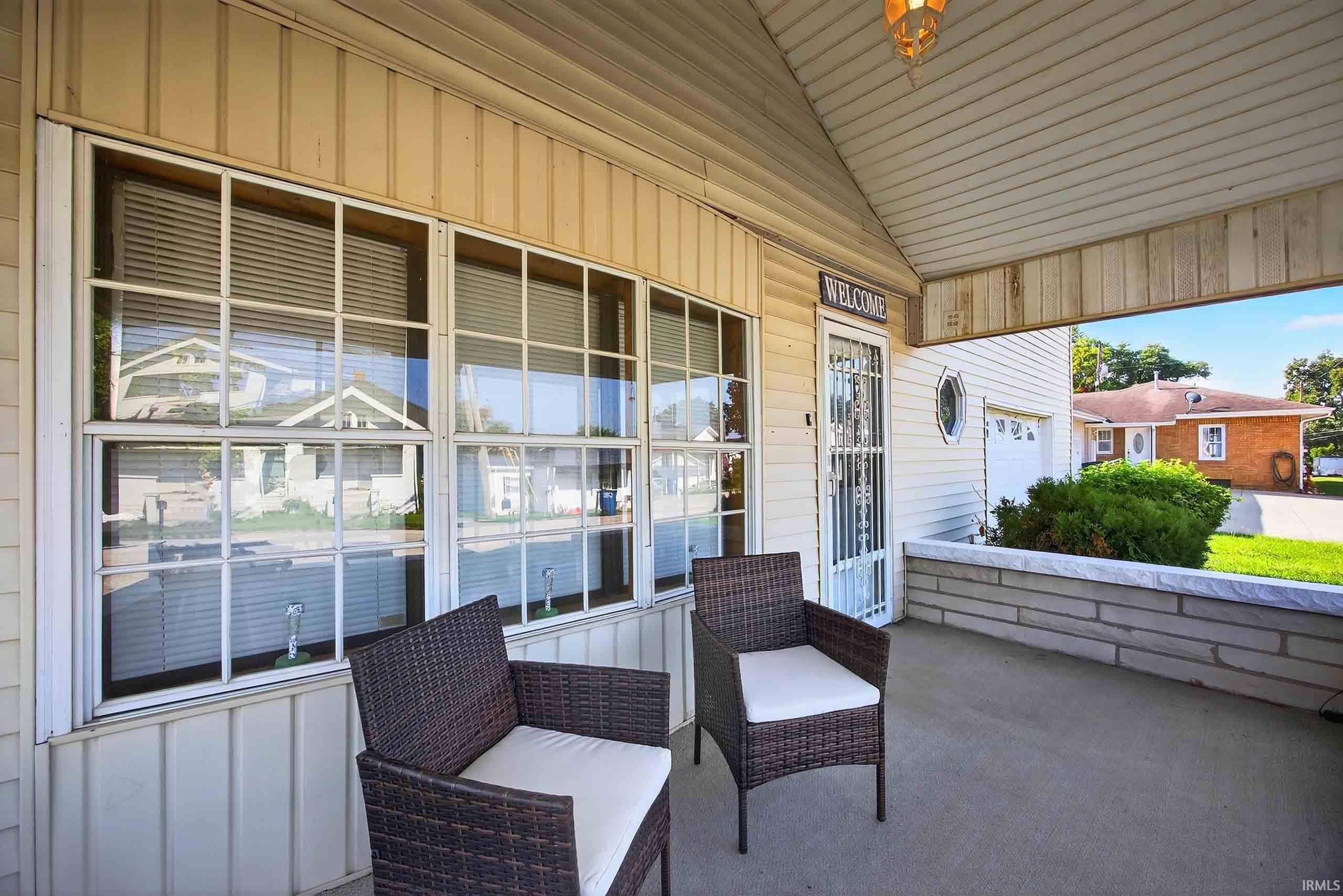 316 O Street Bedford, IN 47421 - Photo 3 of 34