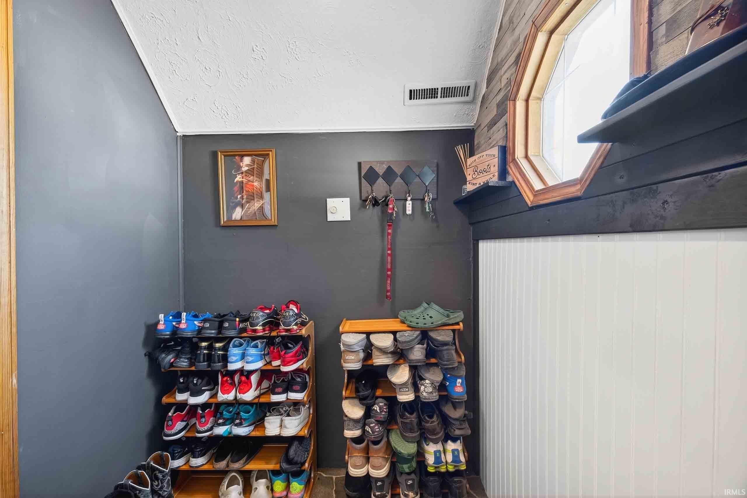 316 O Street Bedford, IN 47421 - Photo 7 of 34