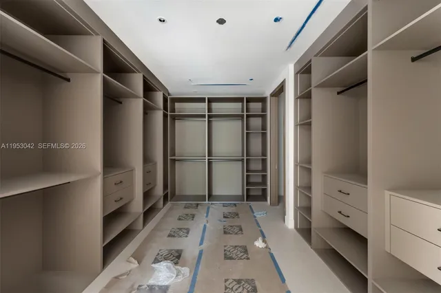 $11,950,000 | 5825 Southwest 111th Terrace, Pinecrest, FL 33156