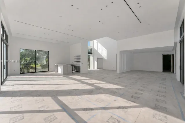 $11,950,000 | 5825 Southwest 111th Terrace, Pinecrest, FL 33156