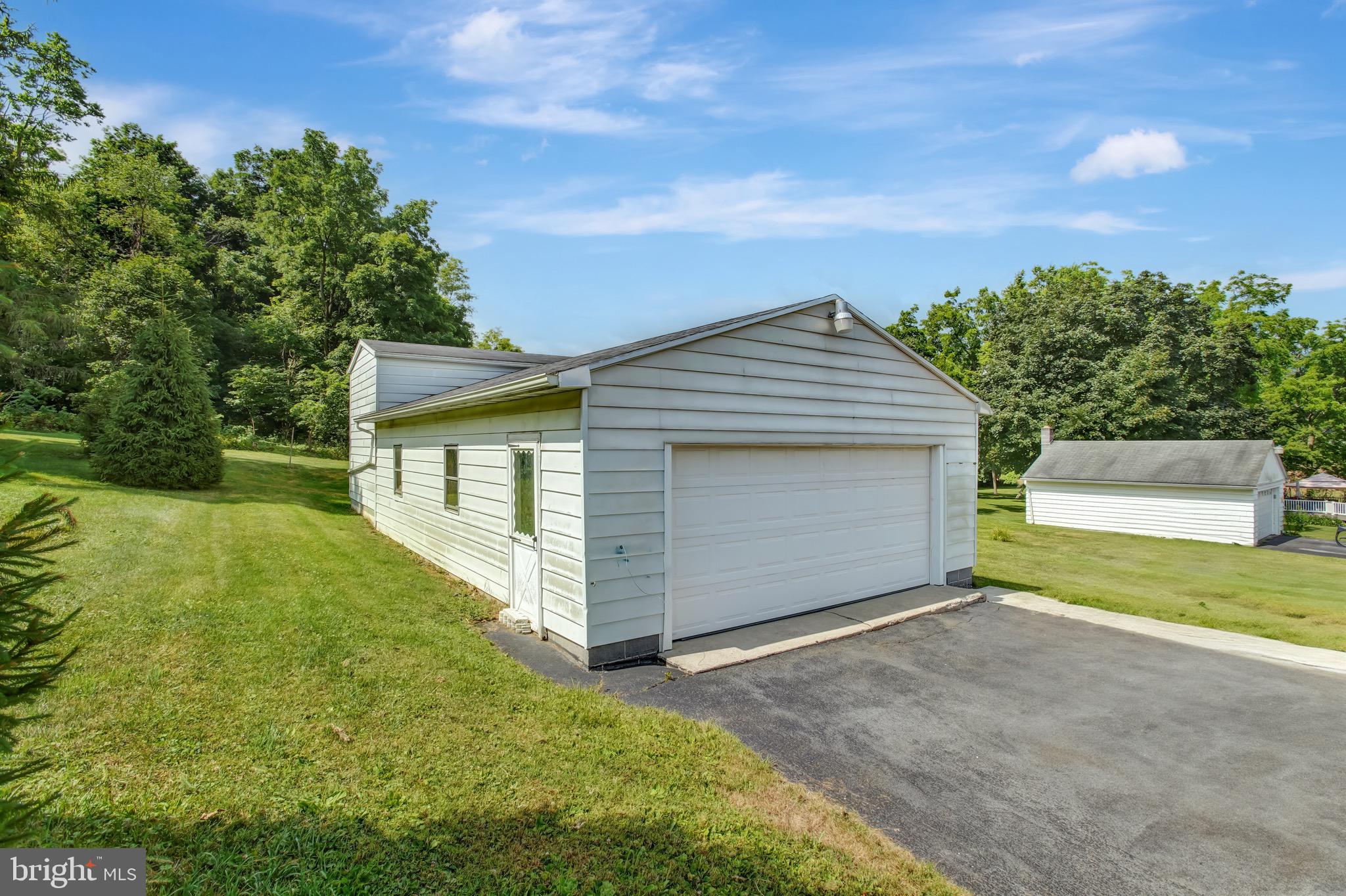 18274 Fannettsburg Road West Fannettsburg, PA 17221 - Photo 5 of 36 Gallery Image 5