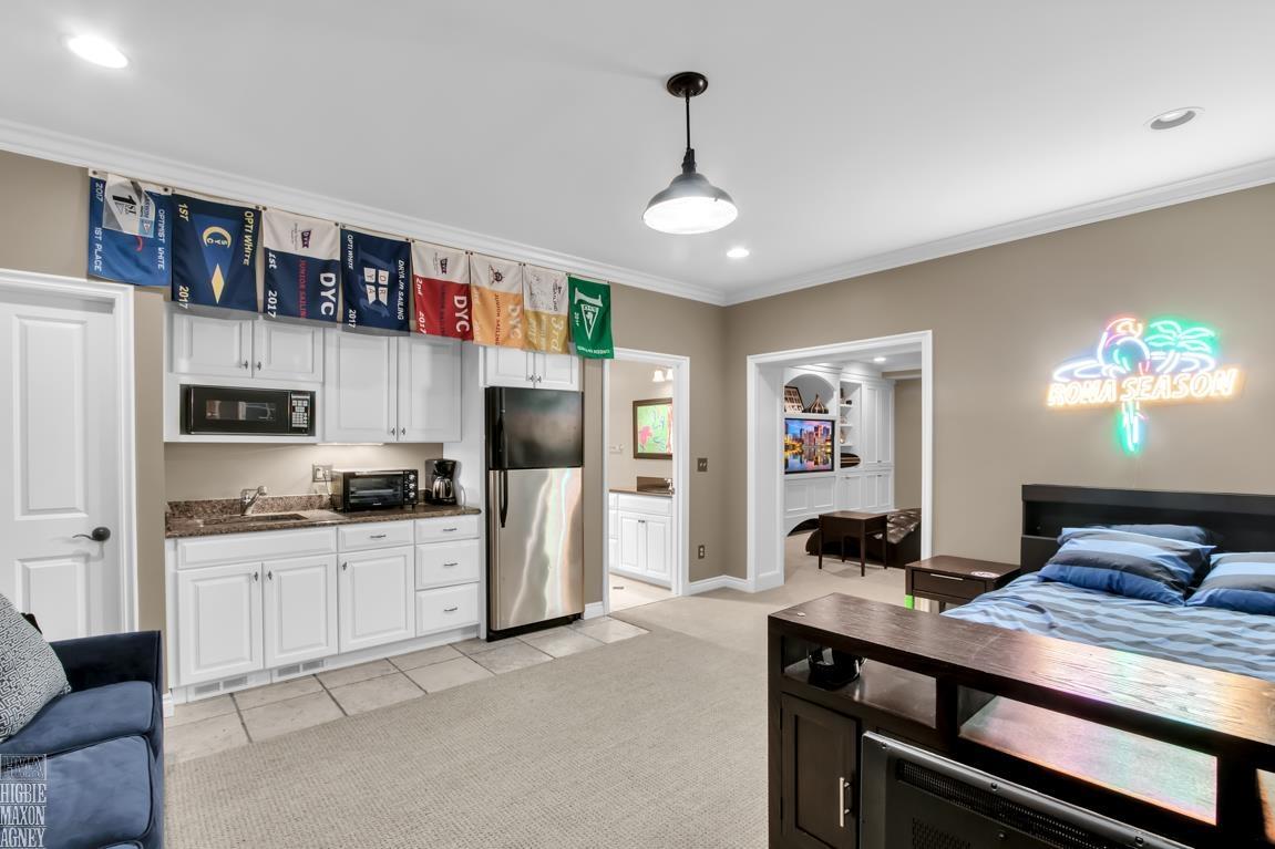 521 Middlesex Road Grosse Pointe, MI 48230 - Photo 35 of 48 50083920-34.JPG