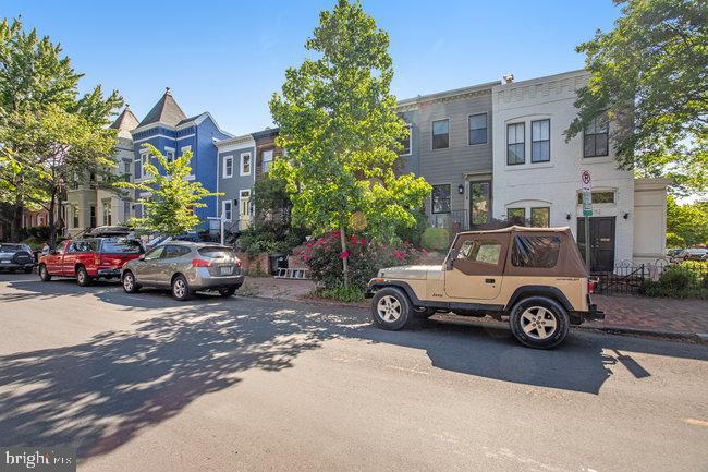 244 10th Street Northeast Washington, DC 20002 - Photo 6 of 15