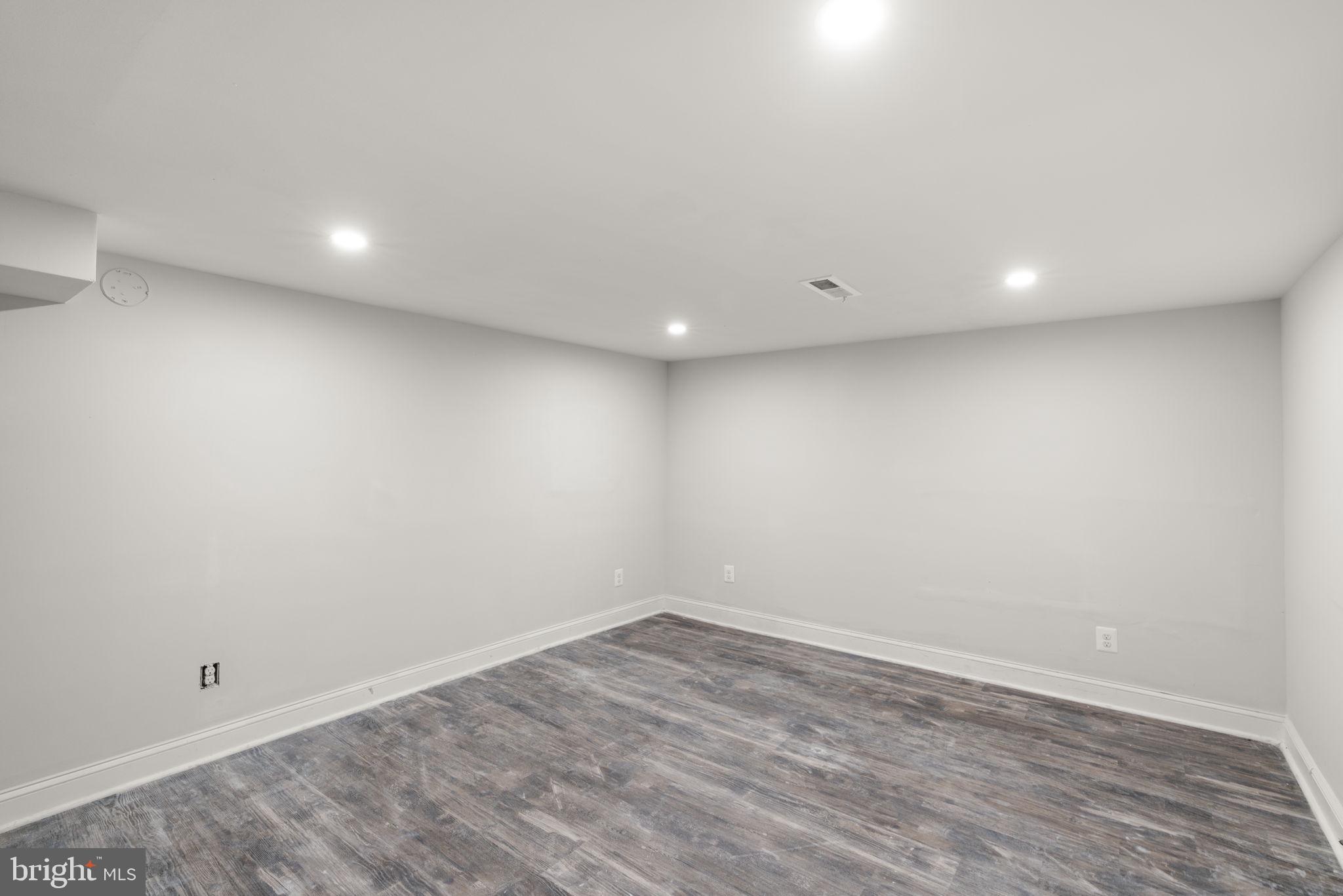 577 Brook Road Towson, MD 21286 - Photo 35 of 49 Versatile blank canvas for creativity.