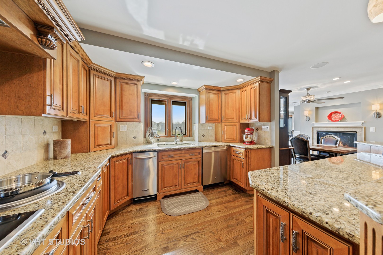 3776 Celeste Lane Naperville, IL 60564 - Photo 16 of 42