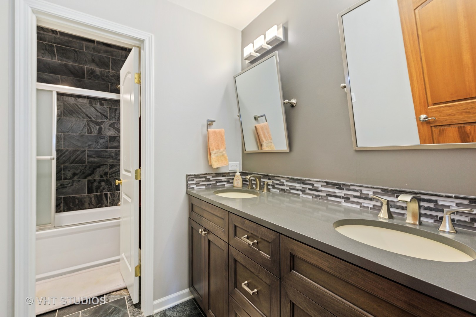 3776 Celeste Lane Naperville, IL 60564 - Photo 33 of 42