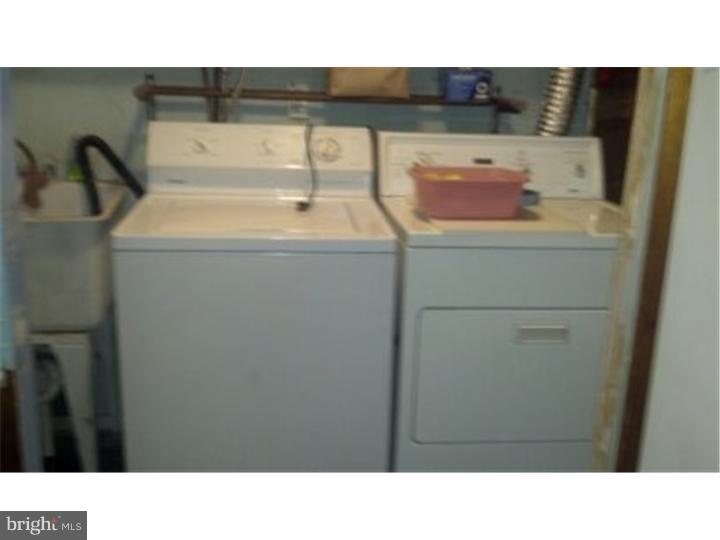 12208 Rambler Road Philadelphia, PA 19154 - Photo 11 of 25 Laundry Room