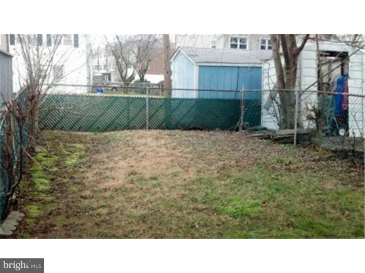 12208 Rambler Road Philadelphia, PA 19154 - Photo 23 of 25 Back Yard