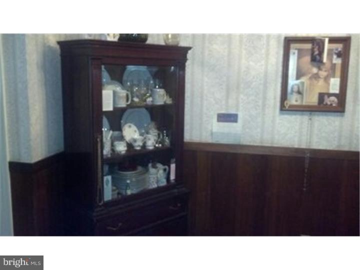 12208 Rambler Road Philadelphia, PA 19154 - Photo 5 of 25 Dining Room