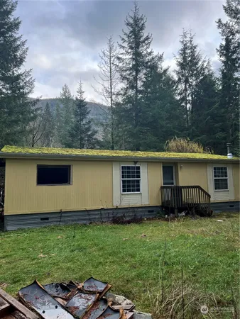 $249,000 | 901 Ruby Valley Court, Maple Falls, WA 98266