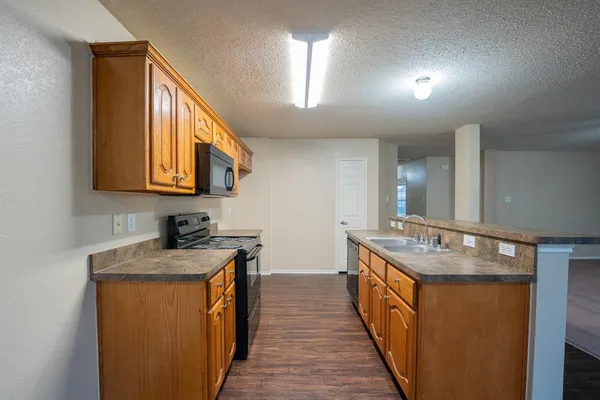 $1,995 | 233 Willow Creek Lane, Terrell, TX 75160