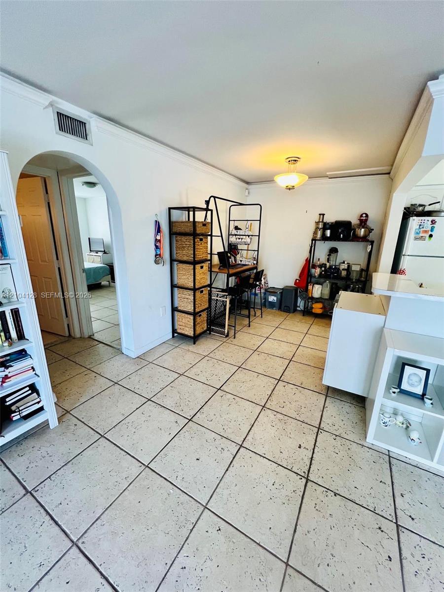 1441 Lincoln Road, Unit 207 Miami Beach, FL 33139 - Photo 12 of 33 Gallery Image 12