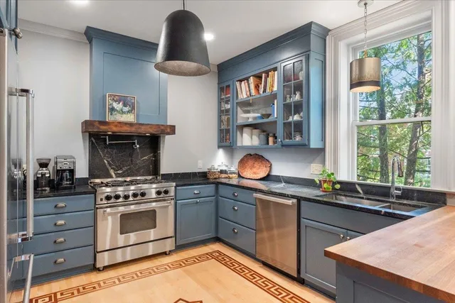 $1,950,000 | 752 East Gorham Street, Madison, WI 53703