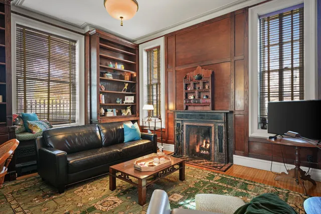 $1,950,000 | 752 East Gorham Street, Madison, WI 53703