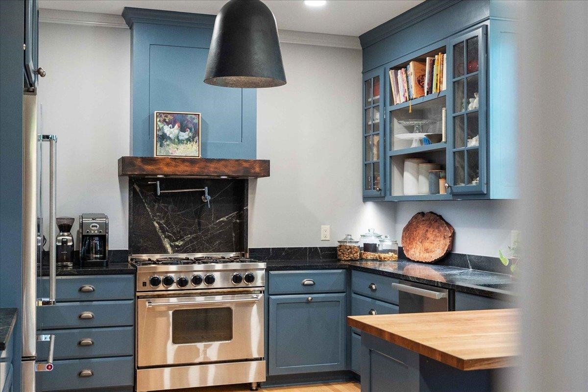 752 East Gorham Street Madison, WI 53703 - Photo 4 of 88