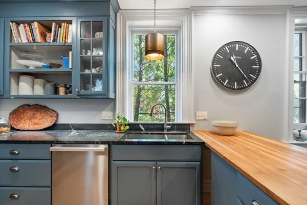 $1,950,000 | 752 East Gorham Street, Madison, WI 53703