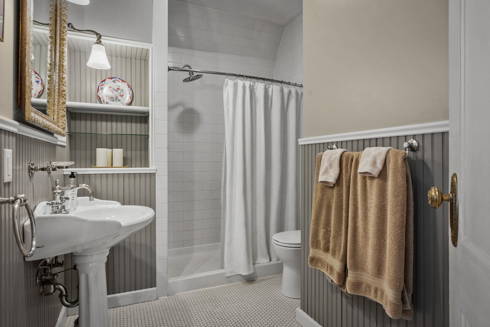 752 East Gorham Street Madison, WI 53703 - Photo 54 of 88