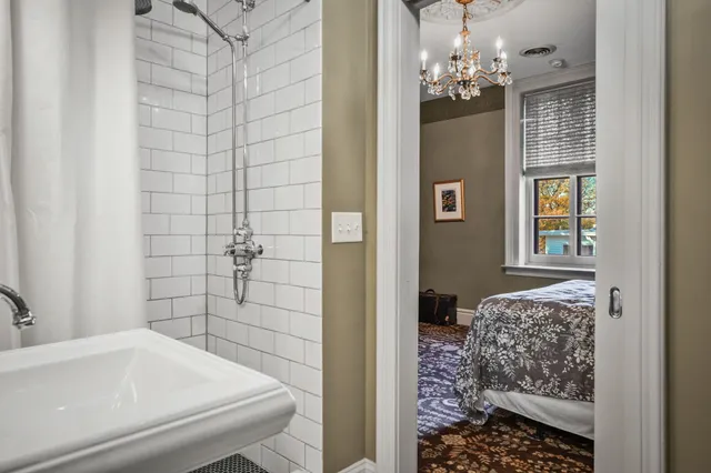 $1,950,000 | 752 East Gorham Street, Madison, WI 53703