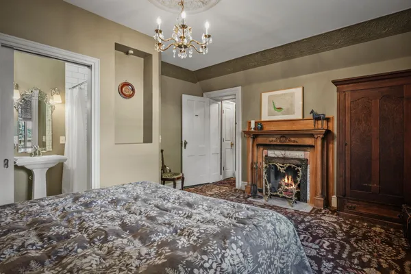 $1,950,000 | 752 East Gorham Street, Madison, WI 53703