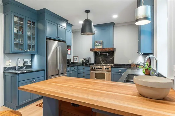 $1,950,000 | 752 East Gorham Street, Madison, WI 53703