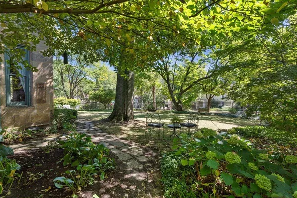 $1,950,000 | 752 East Gorham Street, Madison, WI 53703