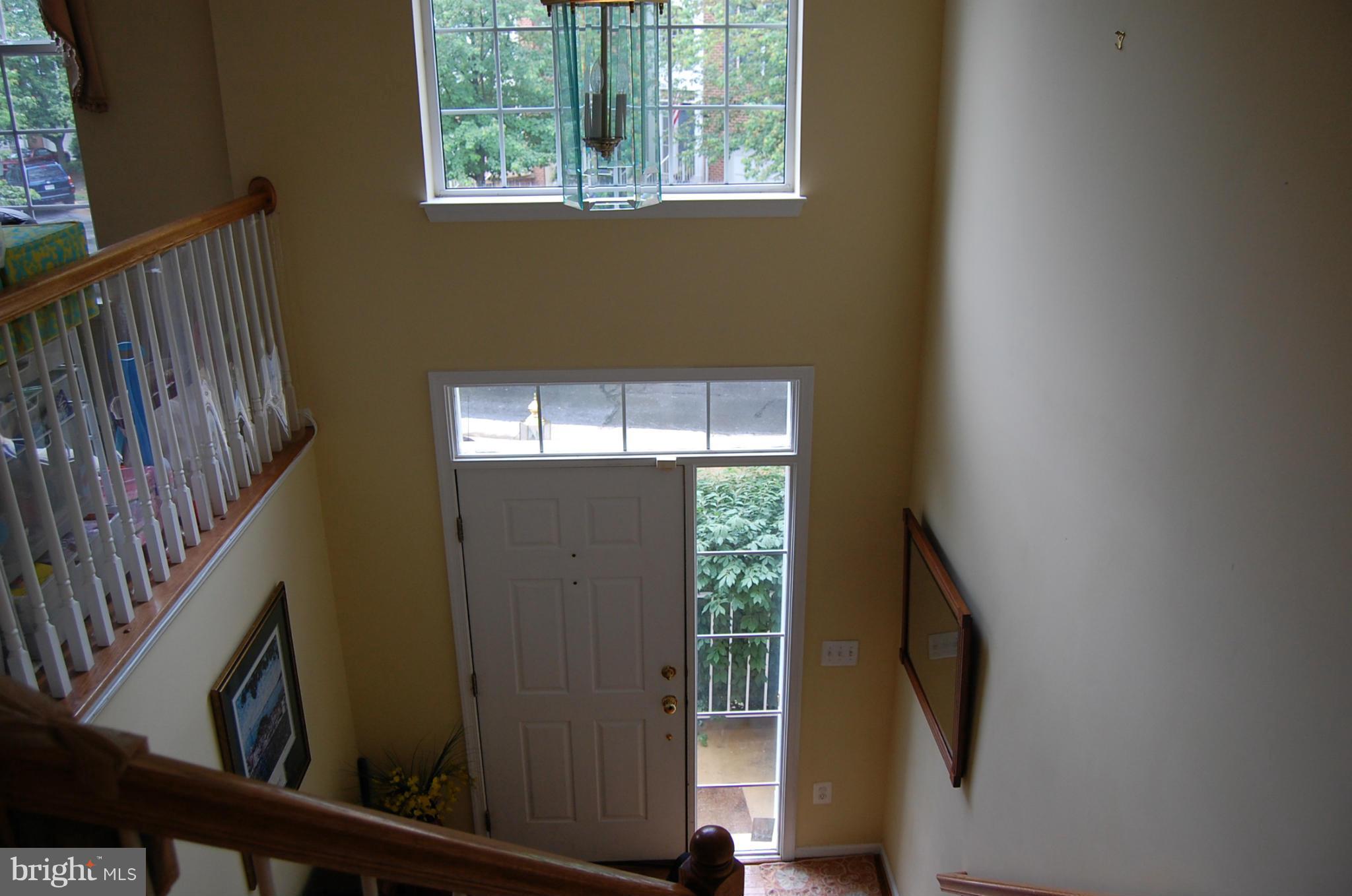 1211 Wild Hawthorn Way Reston, VA 20194 - Photo 5 of 12 Interior (General)