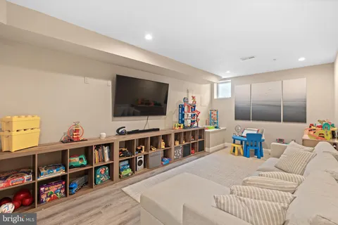 $535,000 | 505 North 41st Street, Philadelphia, PA 19104