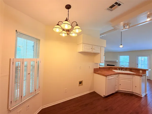 $2,000 | 1703 Hatch Road, Cedar Park, TX 78613