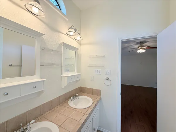 $2,000 | 1703 Hatch Road, Cedar Park, TX 78613