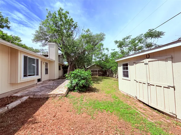 $2,000 | 1703 Hatch Road, Cedar Park, TX 78613