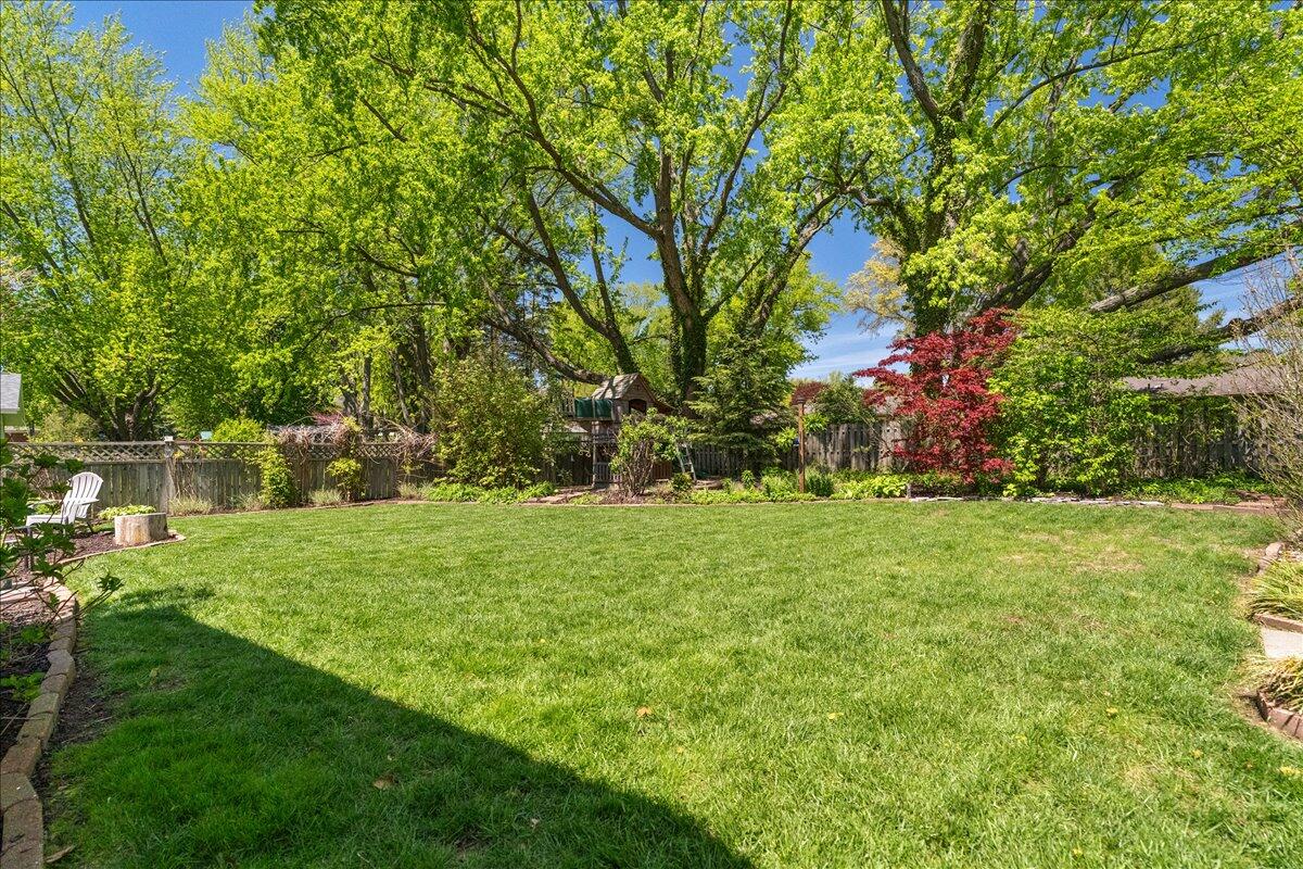 2139 Brown School Road St. Joseph, MI 49085 - Photo 28 of 34 Backyard