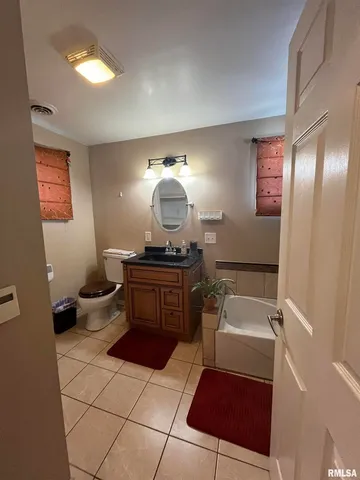 $105,000 | 328 East Prospect Street, Kewanee, IL 61443