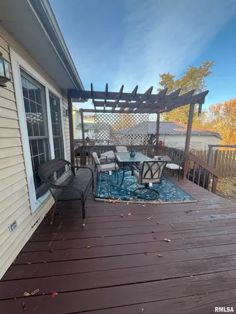 $105,000 | 328 East Prospect Street, Kewanee, IL 61443