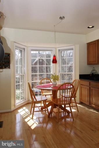 11793 Great Owl Circle Reston, VA 20194 - Photo 12 of 28 Breakfast Area