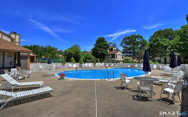 $430,000 | 690 Forest Road, Unit 761, West Haven, CT 06516