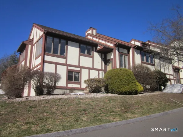 $430,000 | 690 Forest Road, Unit 761, West Haven, CT 06516