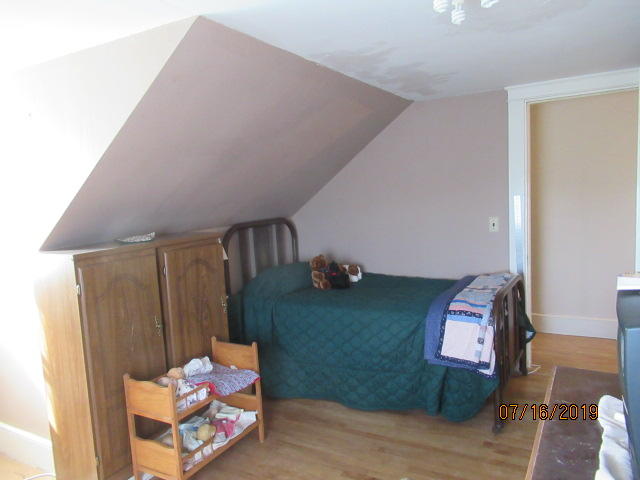 354 Northeast Road Standish, ME 04084 - Photo 12 of 18 IMG_0450 (1)bedroom3