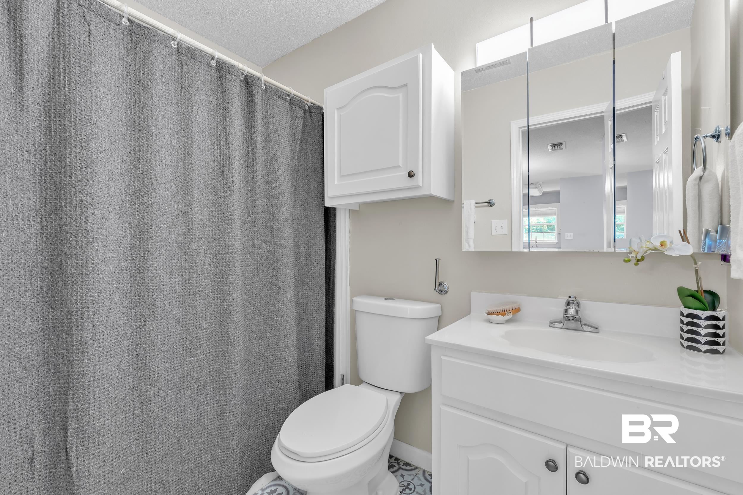 7485 Coopers Landing Road Foley, AL 36535 - Photo 8 of 20 Apartment Full Bath