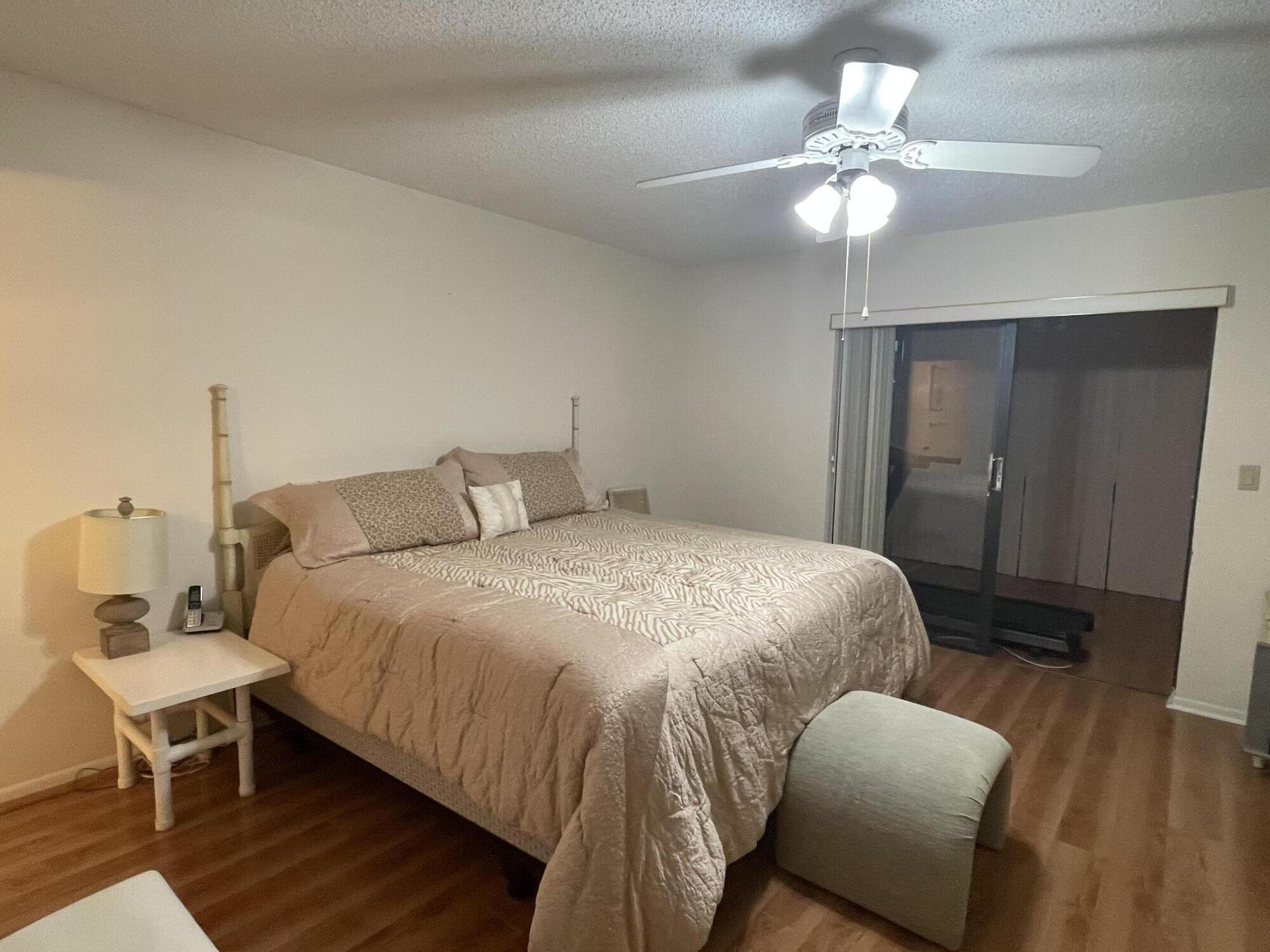 6300 Kings Gate Circle Delray Beach, FL 33484 - Photo 11 of 18 5AF31F15-F44C-436D-95E9-E7A47C9C3C43