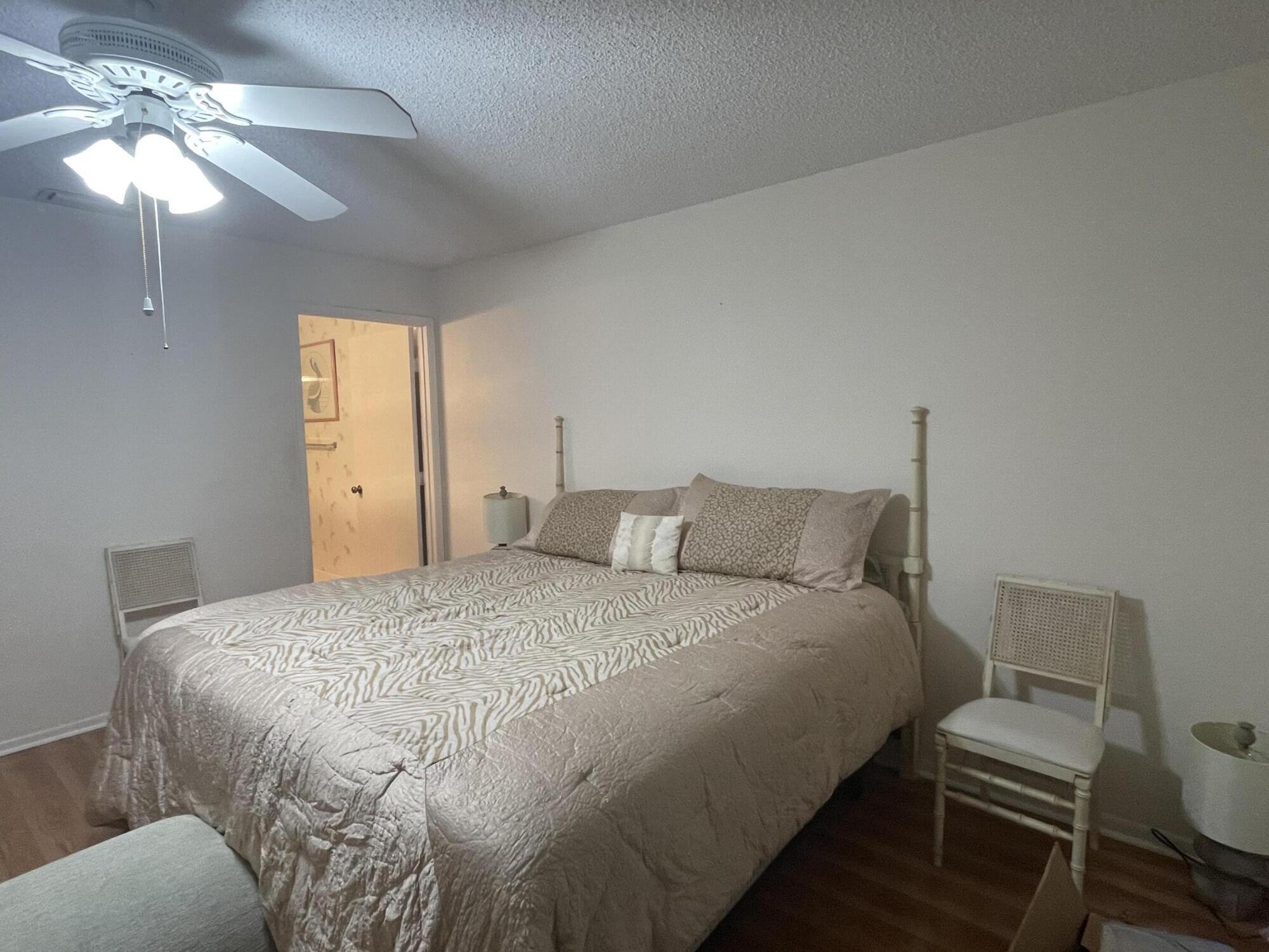 6300 Kings Gate Circle Delray Beach, FL 33484 - Photo 10 of 18 E26C674B-B264-43EB-9B46-A0716B543C1F