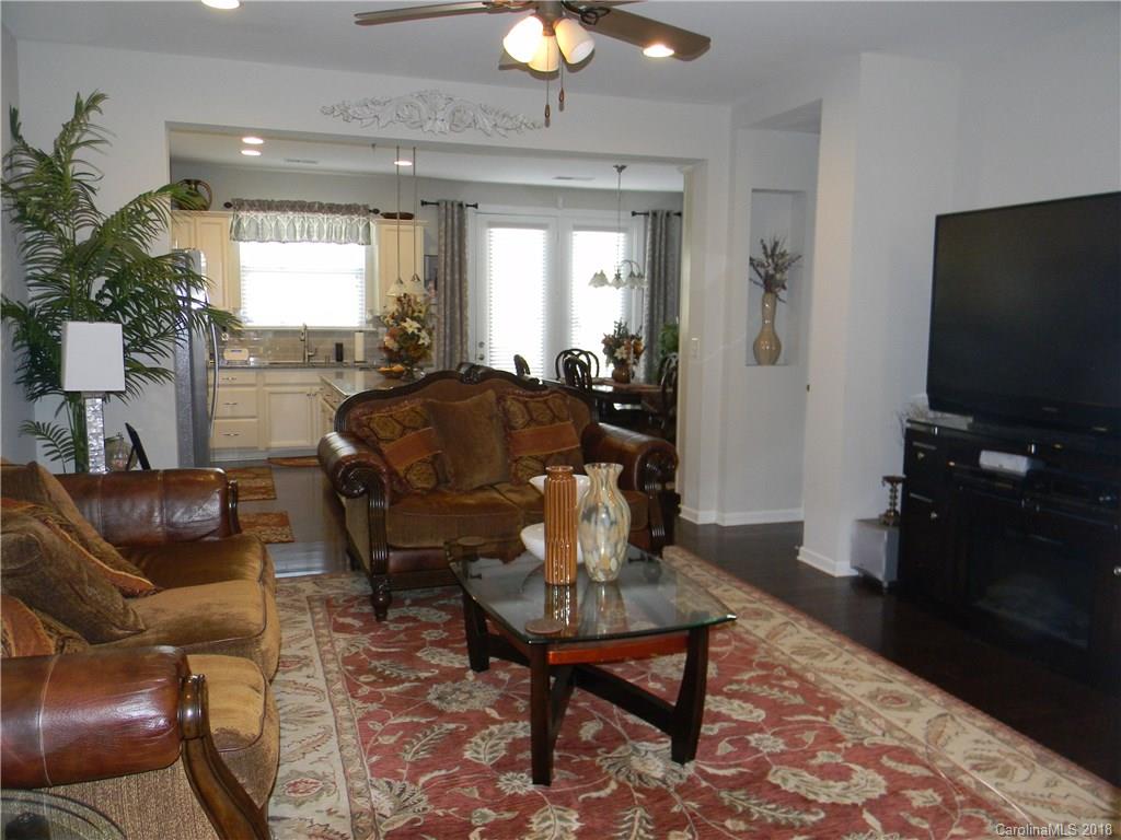 1124 Roderick Drive Fort Mill, SC 29708 - Photo 3 of 26