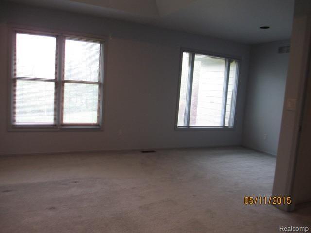 1940 Moffat Road Leonard, MI 48367 - Photo 17 of 19