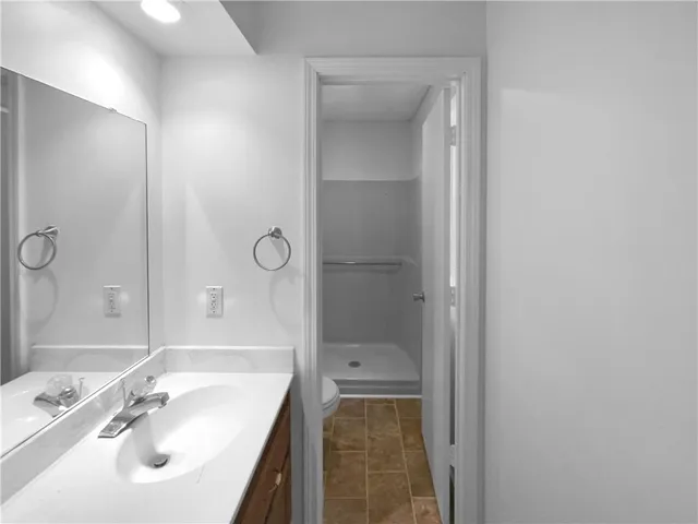 $295,000 | 1706 Regency Drive, Kearney, MO 64060