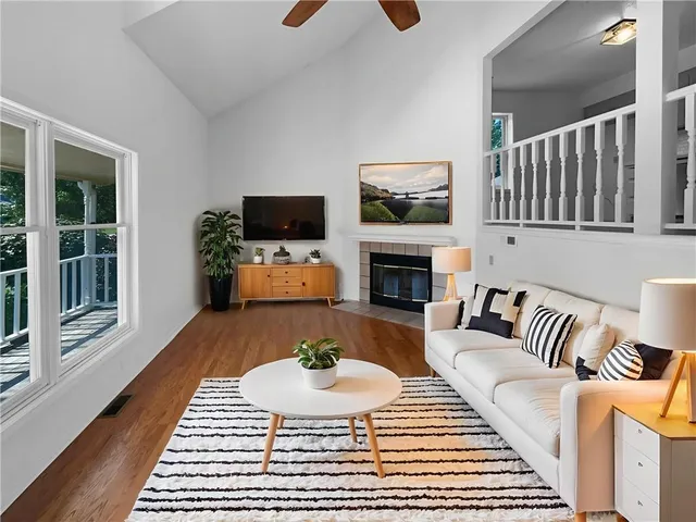 $295,000 | 1706 Regency Drive, Kearney, MO 64060