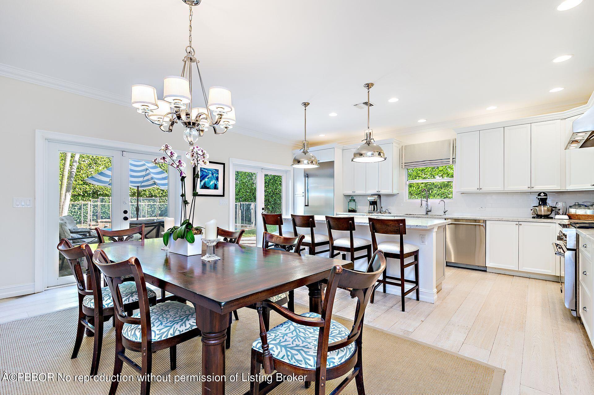 230 Alpine Road West Palm Beach, FL 33405 - Photo 9 of 31 a view of a dining room and livingroom view