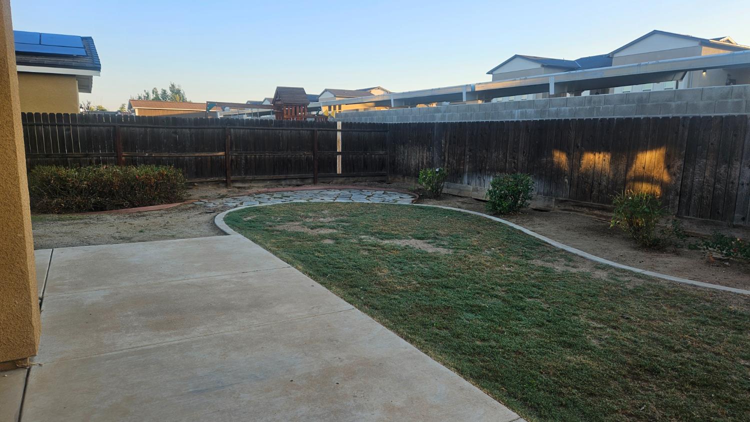 3351 Cordova Avenue Clovis, CA 93619 - Photo 29 of 33 a view of a terrace