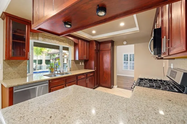 $849,900 | 28610 Greenwood Place, Castaic, CA 91384