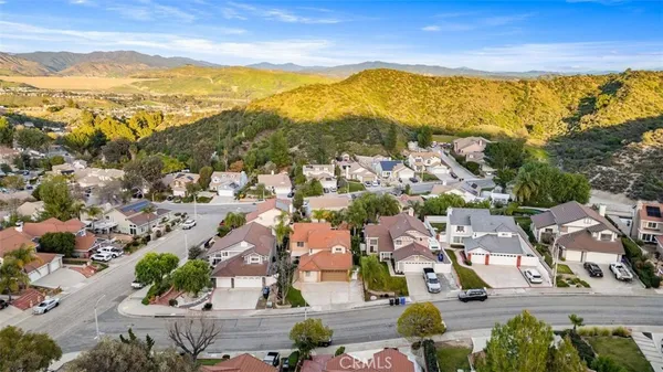 $849,900 | 28610 Greenwood Place, Castaic, CA 91384