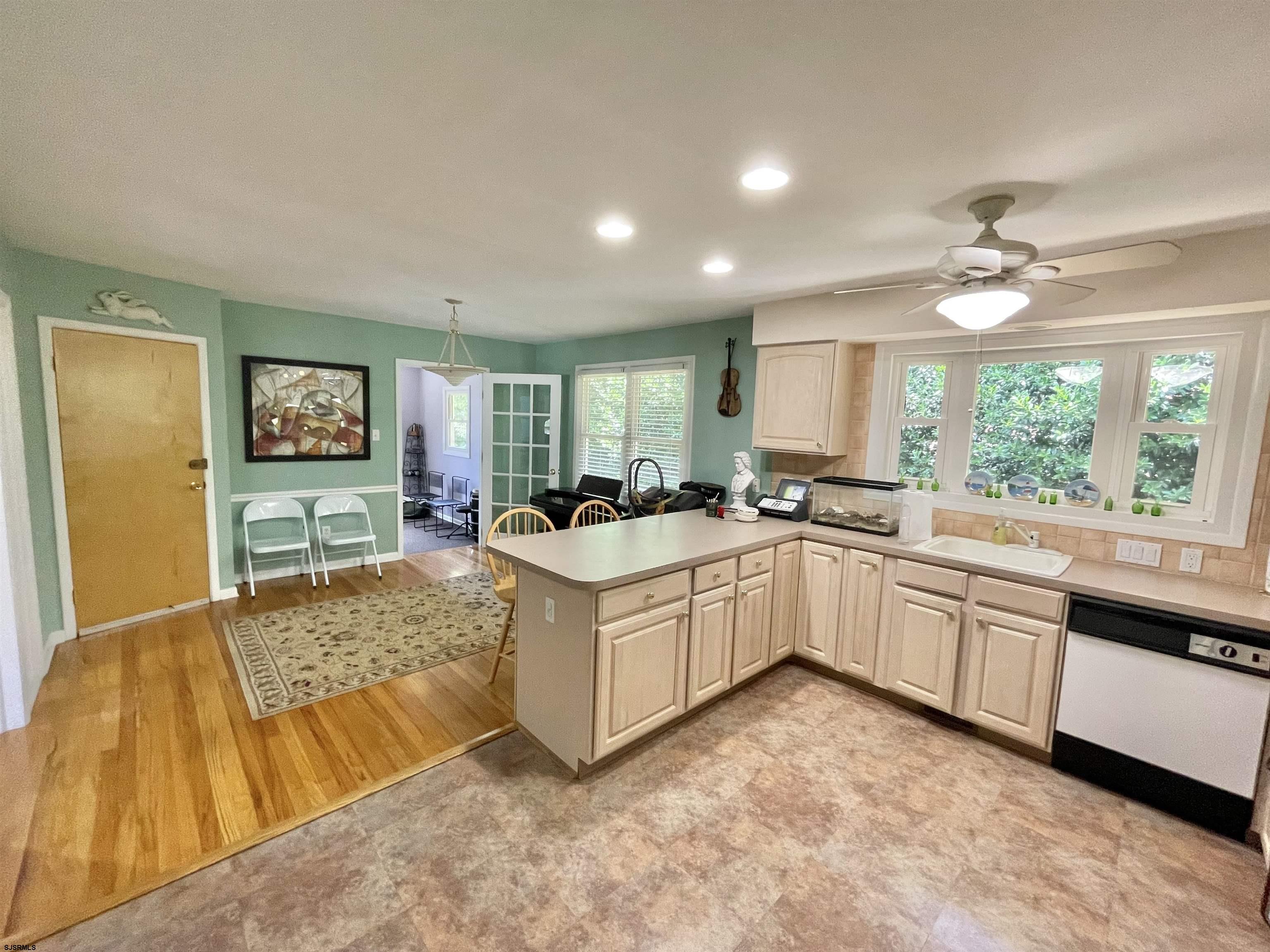 203 Shore Road Linwood, NJ 08221 - Photo 5 of 23 Gallery Image 5
