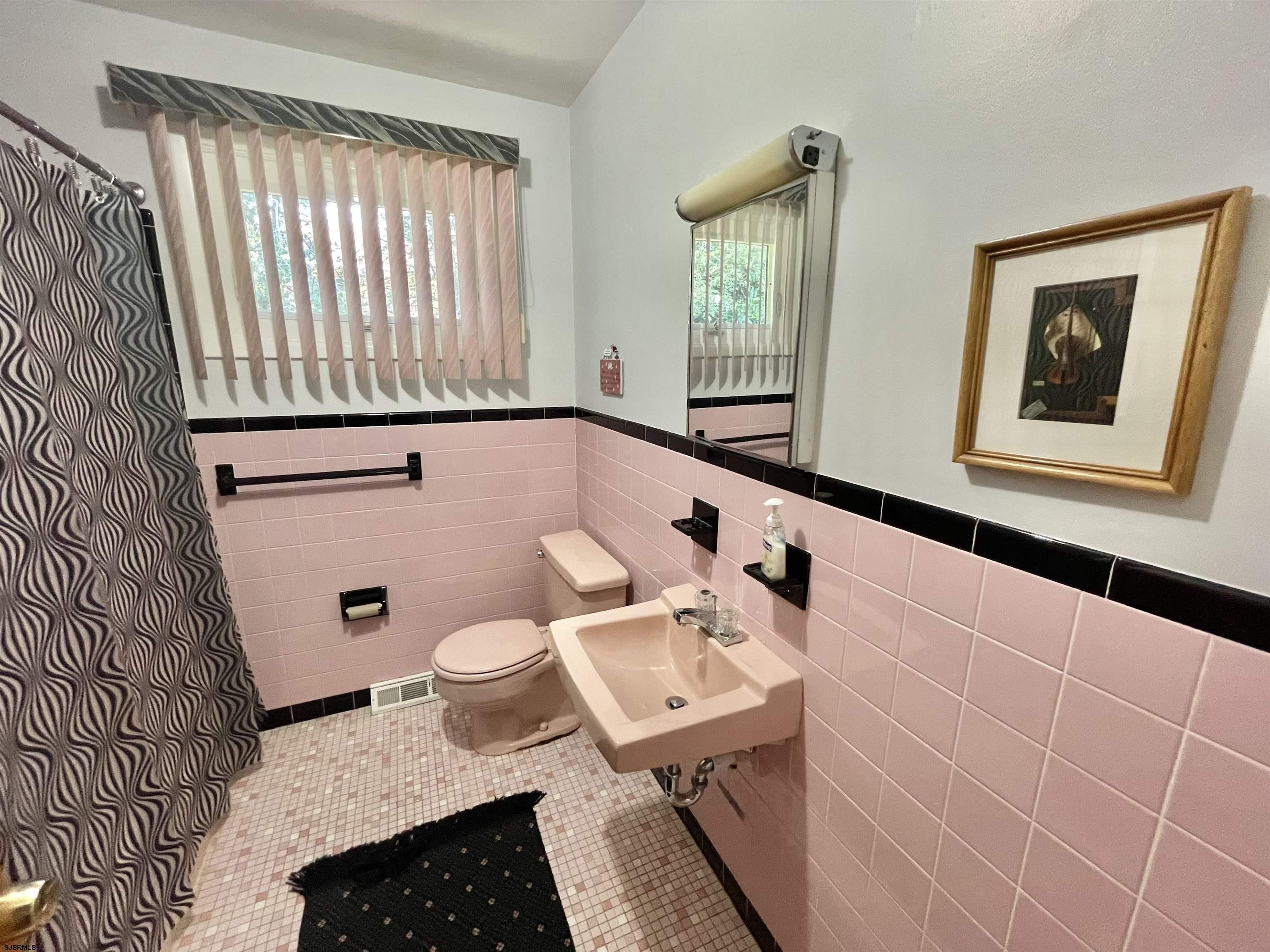 203 Shore Road Linwood, NJ 08221 - Photo 10 of 23 Gallery Image 10